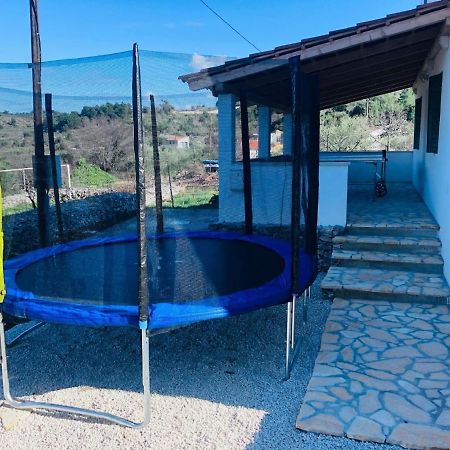 Holiday Home Ela Dračevica المظهر الخارجي الصورة