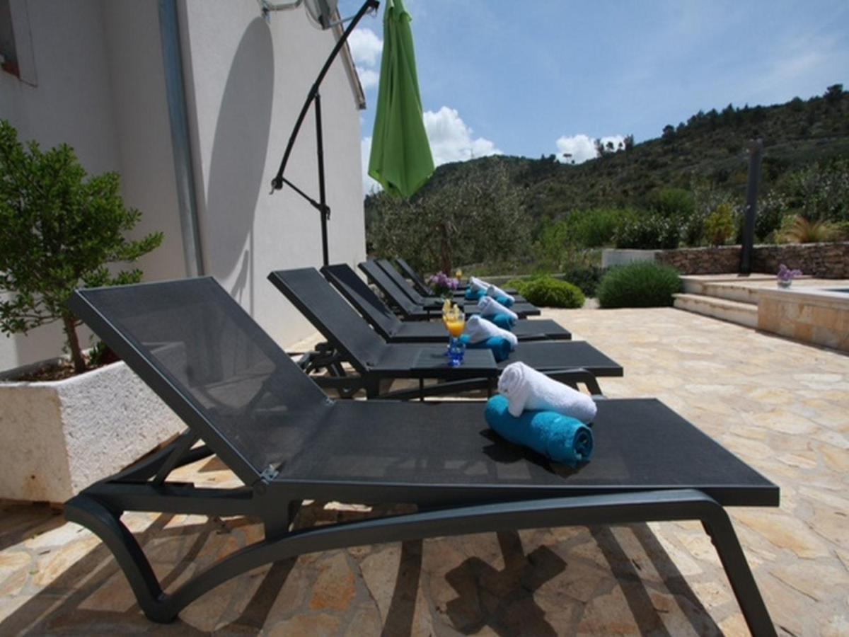 Holiday Home Ela Dračevica المظهر الخارجي الصورة