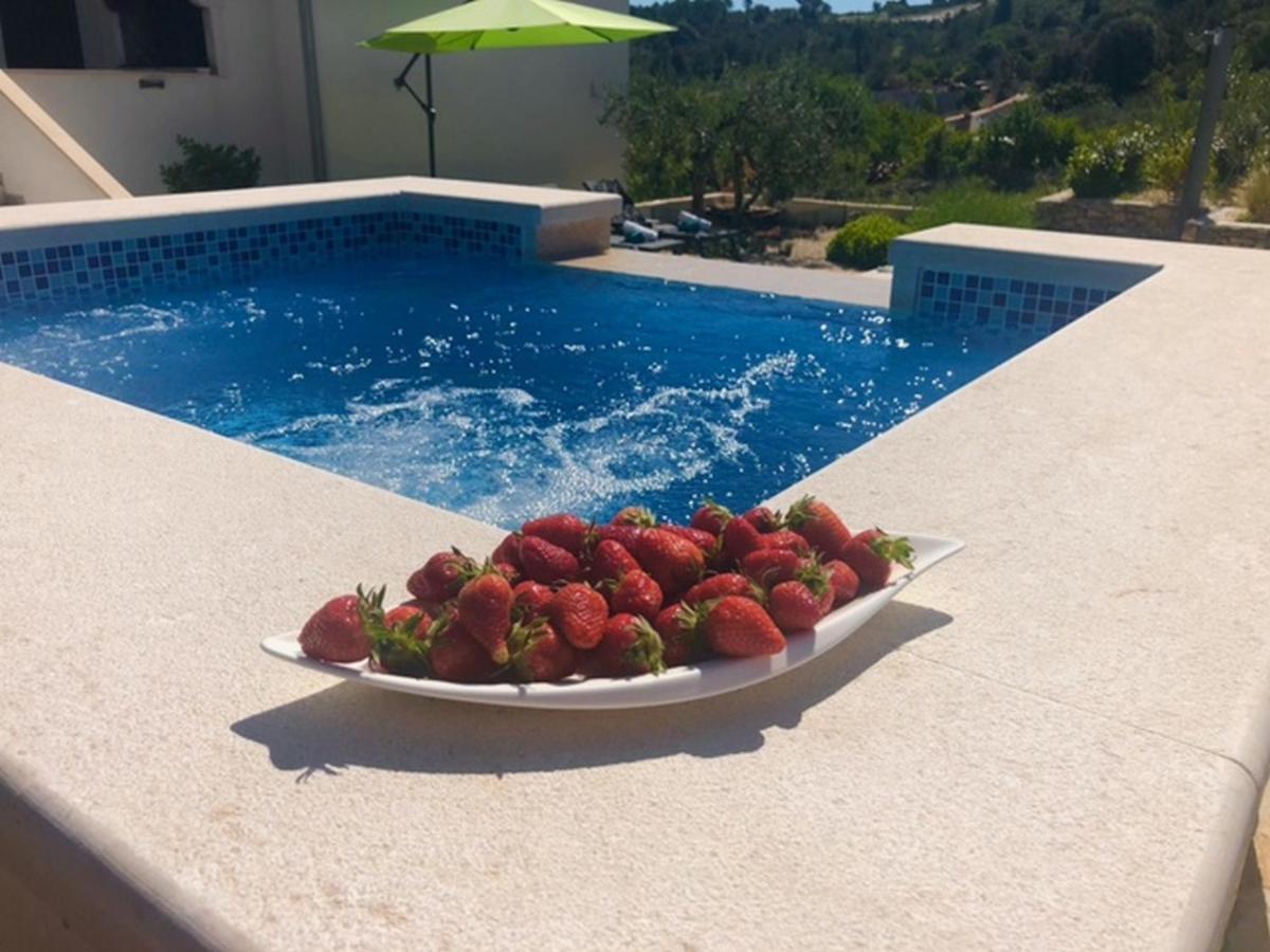 Holiday Home Ela Dračevica المظهر الخارجي الصورة