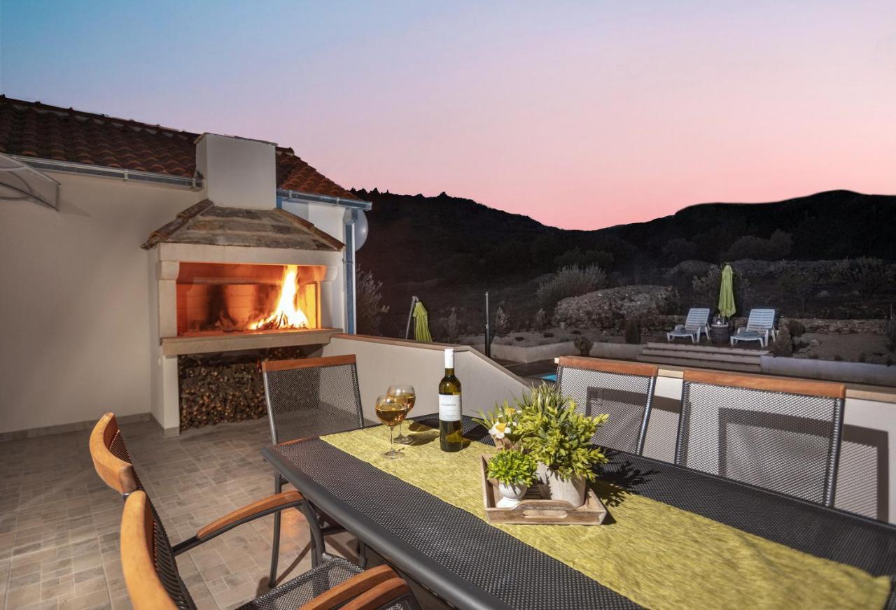 Holiday Home Ela Dračevica المظهر الخارجي الصورة