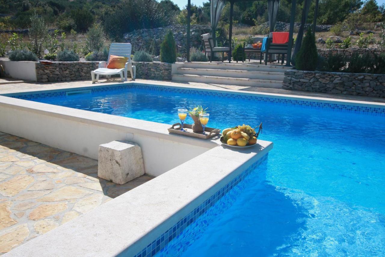 Holiday Home Ela Dračevica المظهر الخارجي الصورة