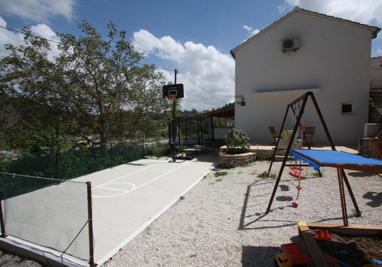 Holiday Home Ela Dračevica المظهر الخارجي الصورة
